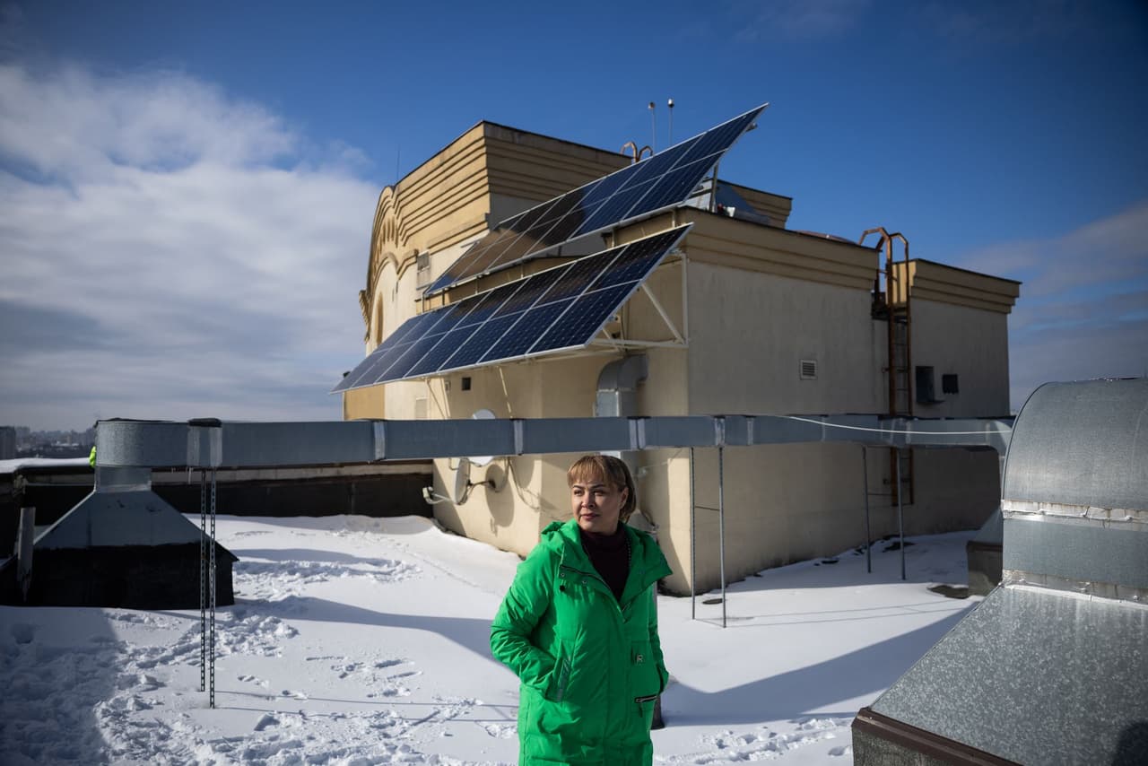 As Russia attacks Ukraine’s grid, solar offers a path to resilience