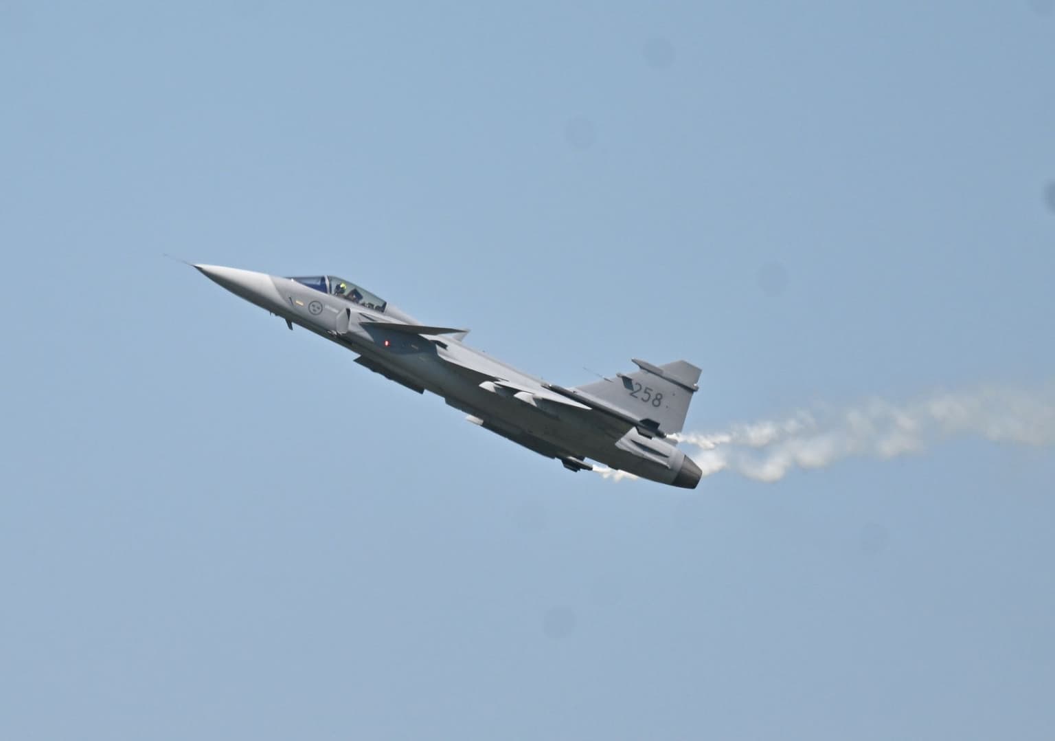 Belgium to transfer 3 F-16 fighter jets to Ukraine by end of 2026, Zelensky says