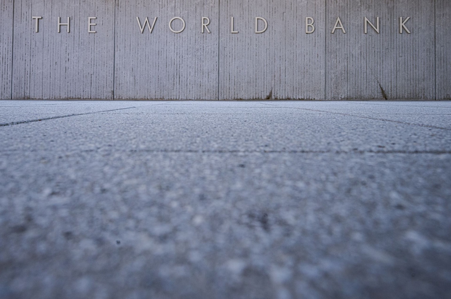 Ukraine to receive $841 million from World Bank amid budget deficit