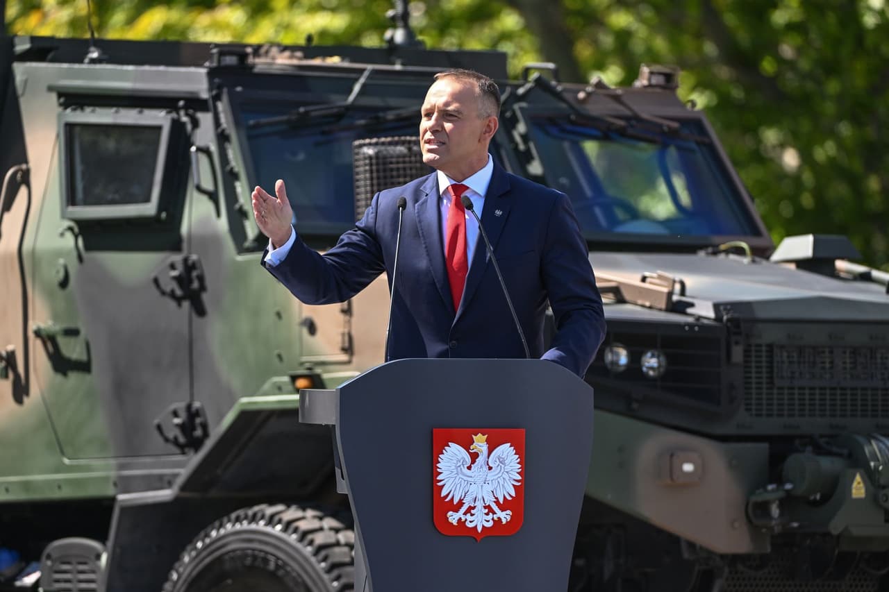 Poland to convene security meeting amid rising Russia tensions