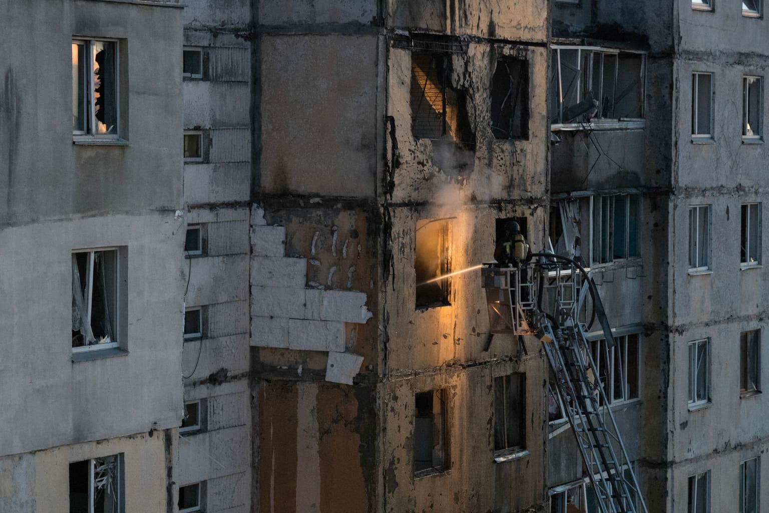 Russian non-stop drone raids on Kyiv continue as 6 killed, 56 injured across Ukraine in last 24 hours