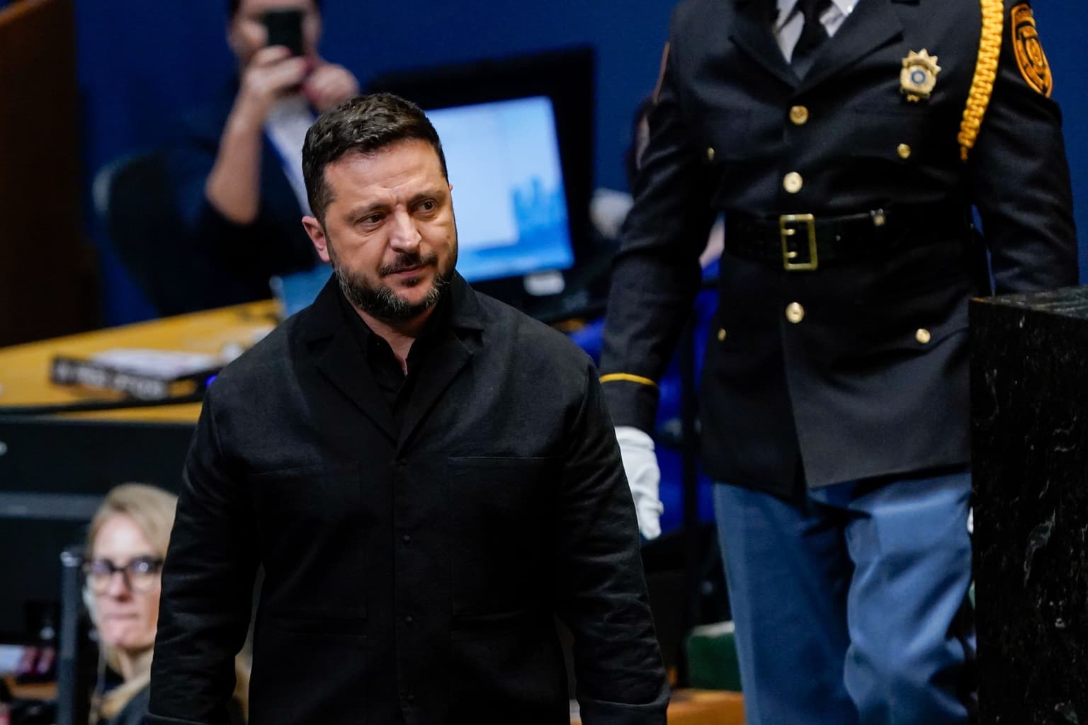 Zelensky vows to come to Moscow for Putin talks 'on a missile'