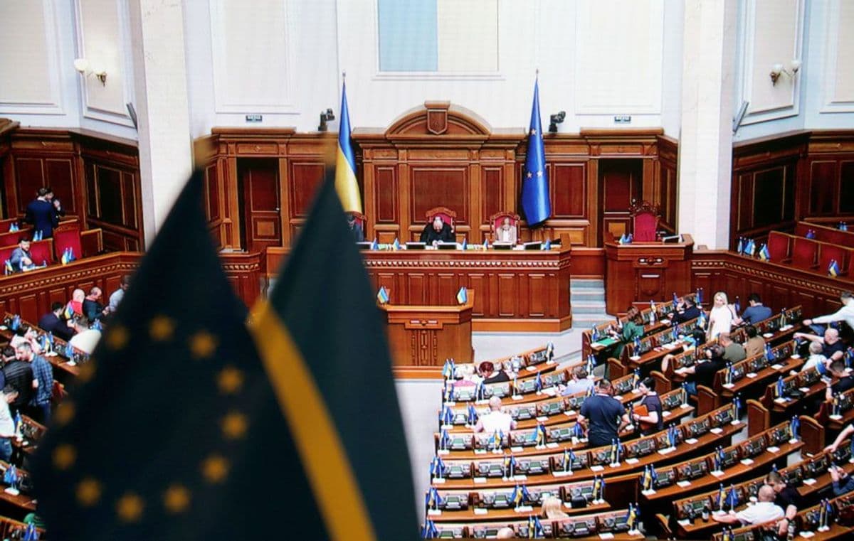 Ukrainian parliament passes key bill on international parcel taxes