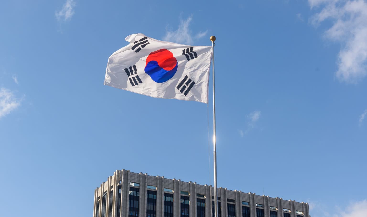 South Korea to recall Ukraine envoy amid North Korean POWs dispute