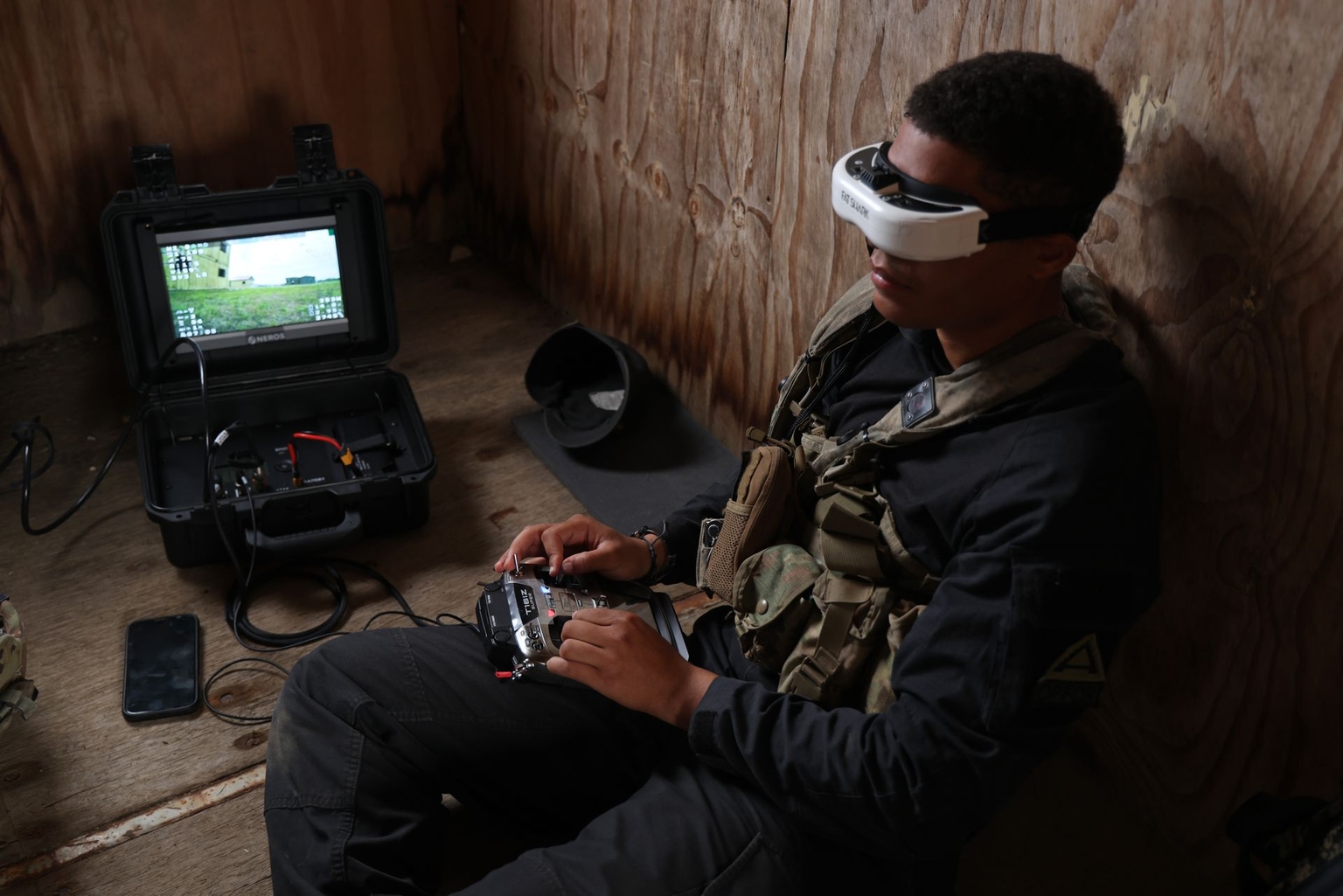 A U.S. Army member remotely pilots an FPV drone during a military exercise near Hohenfels, Germany, on Aug. 26, 2026.