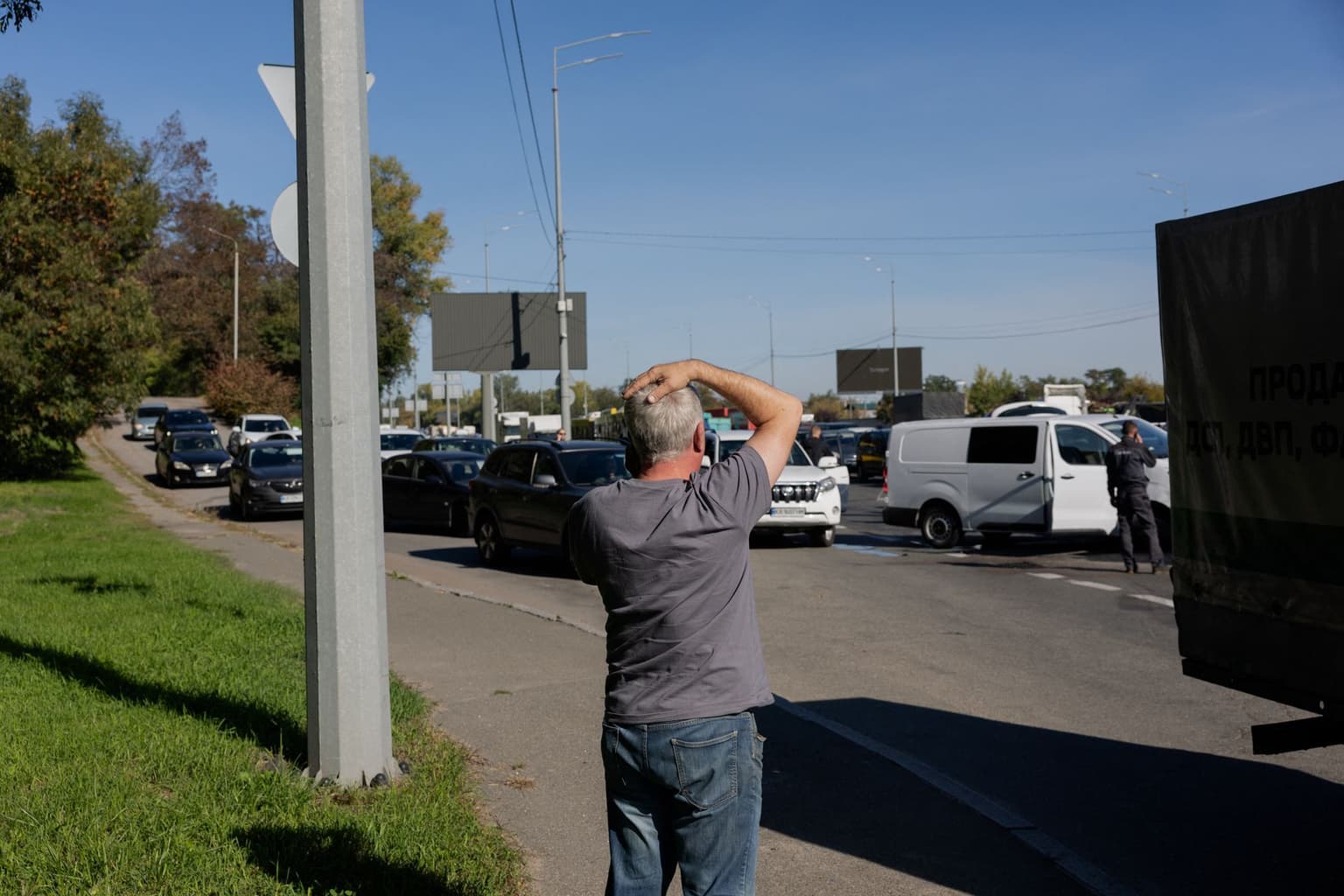 Traffic chaos in Kyiv after Russian strikes hit key bridge