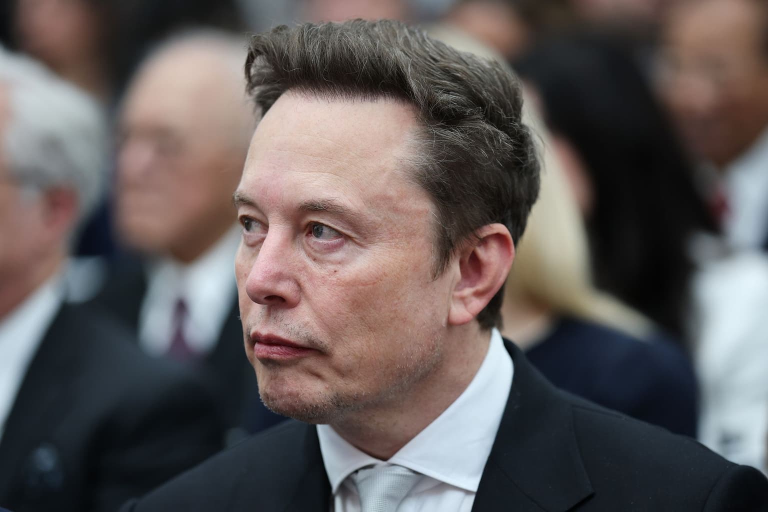 US lawmakers demand answers from Elon Musk over Ukraine Starlink restrictions