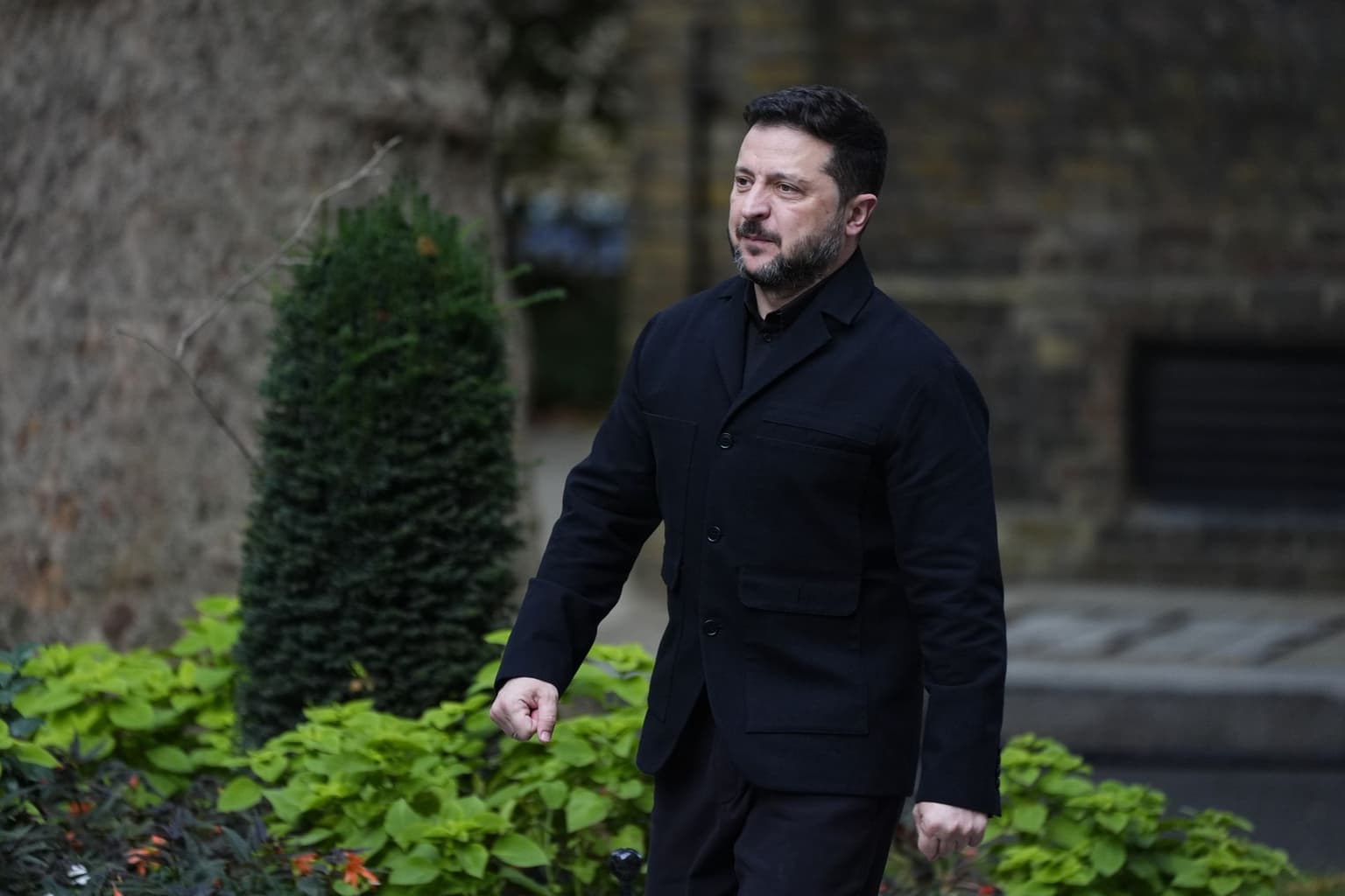 Zelensky lifts pause on Ukraine's strikes against Russian oil refineries