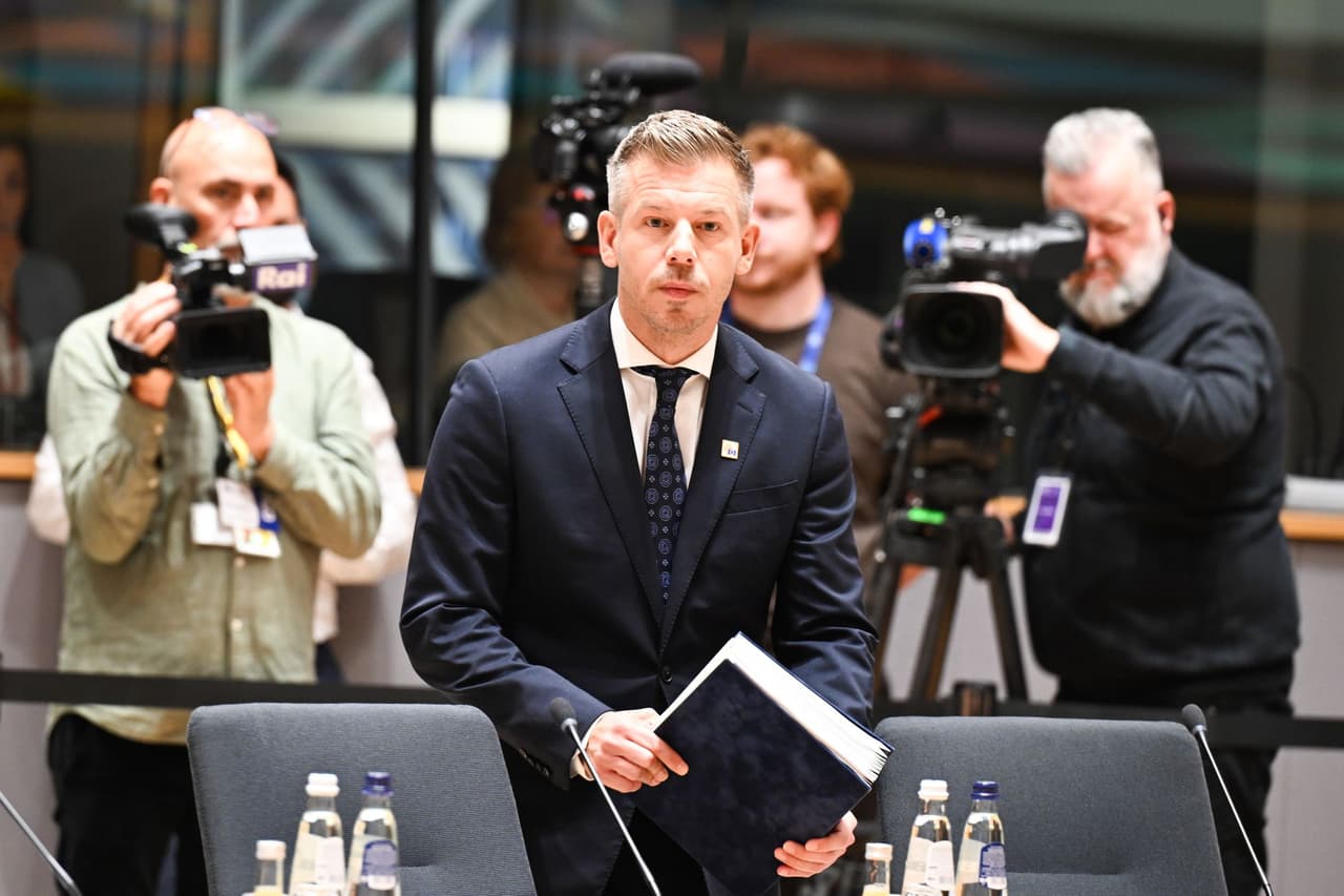 Hungary ready to allow Ukrainian grain transit to Western Europe, prime minister says