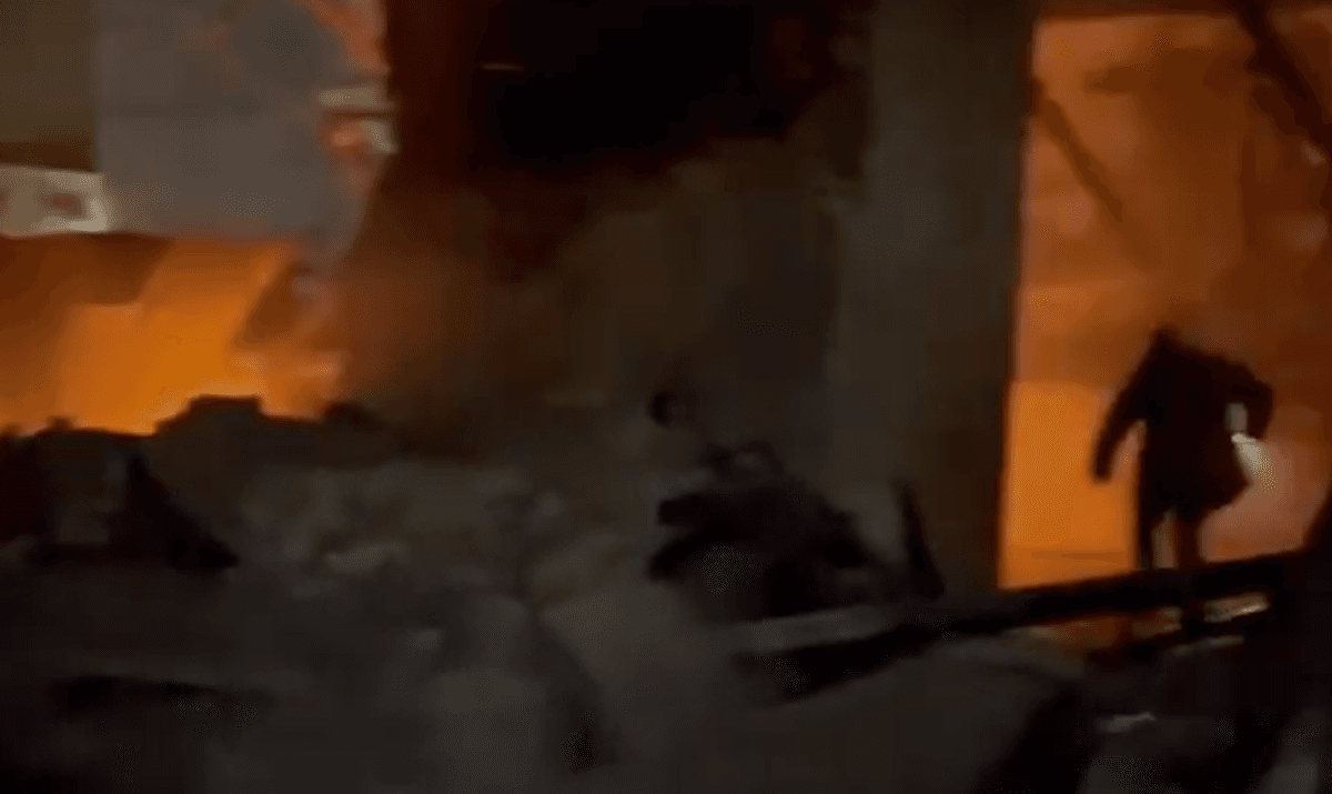 Paramedics caught under fire, university campus struck as Russian ballistic missile attack kills 1, injures 10 in Kyiv