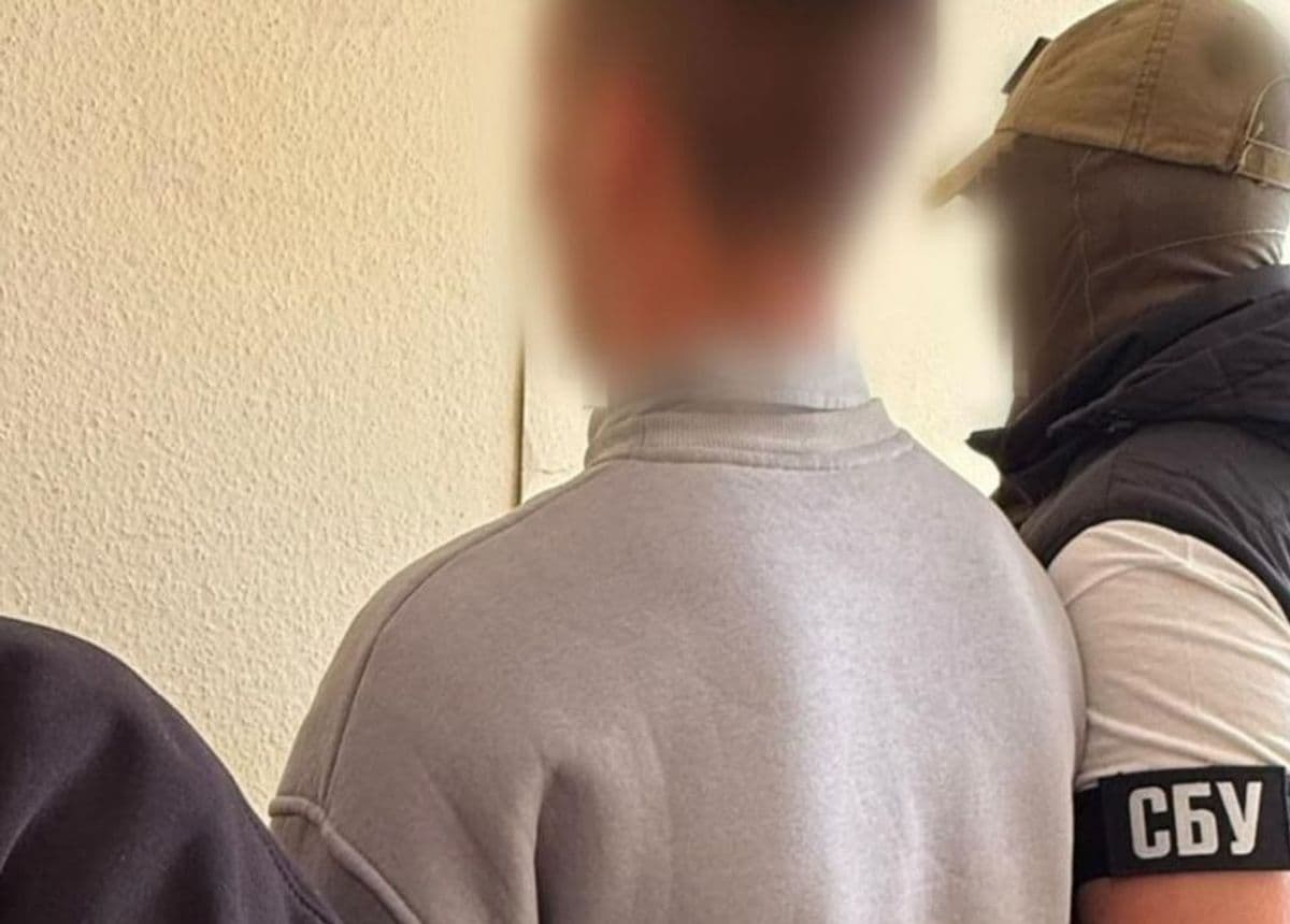 SBU detains 18-year-old suspected FSB agent in Kyiv over attempt to activate 148 Starlink terminals for Russia