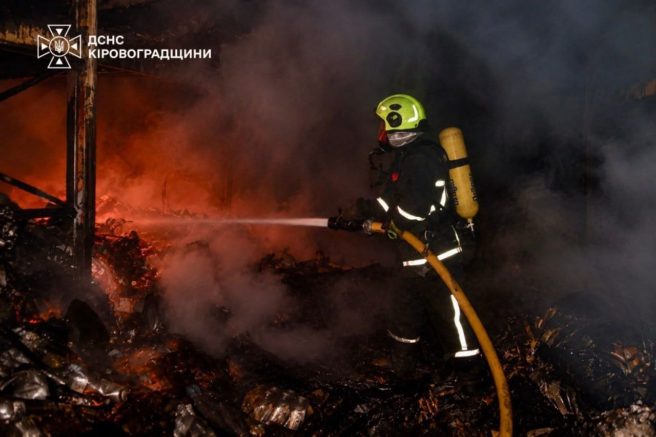 Russian attacks kill at least 17, injure 67 across Ukraine, as drone waves wreak havoc in central, western oblasts