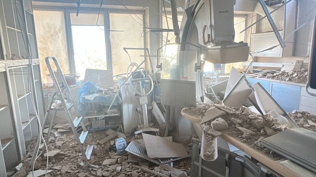 Russian drones strike Kyiv hospital, injure 5 across the city