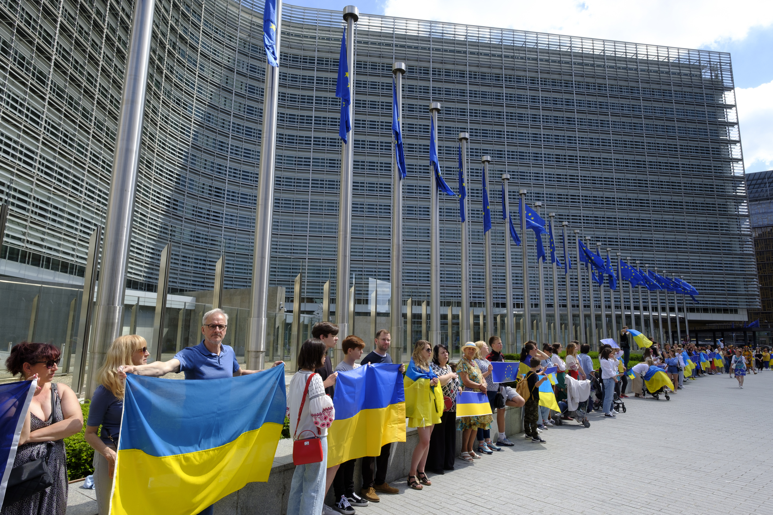 Ukraine is set to receive EU candidate status, but when is membership coming?