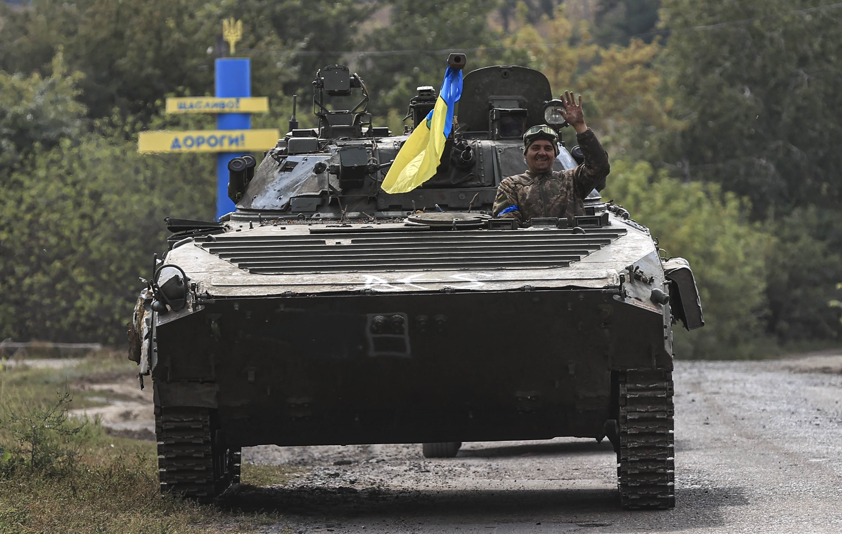 Kupiansk, Izium liberated as Russian defenses collapse amid rapid Ukrainian advance in Kharkiv Oblast