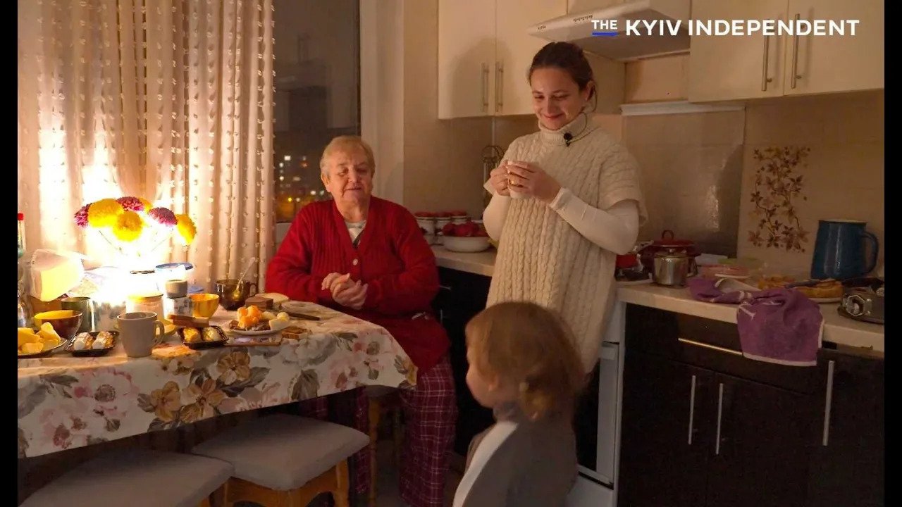 One day of a Kyiv family struggling with power outages (VIDEO)