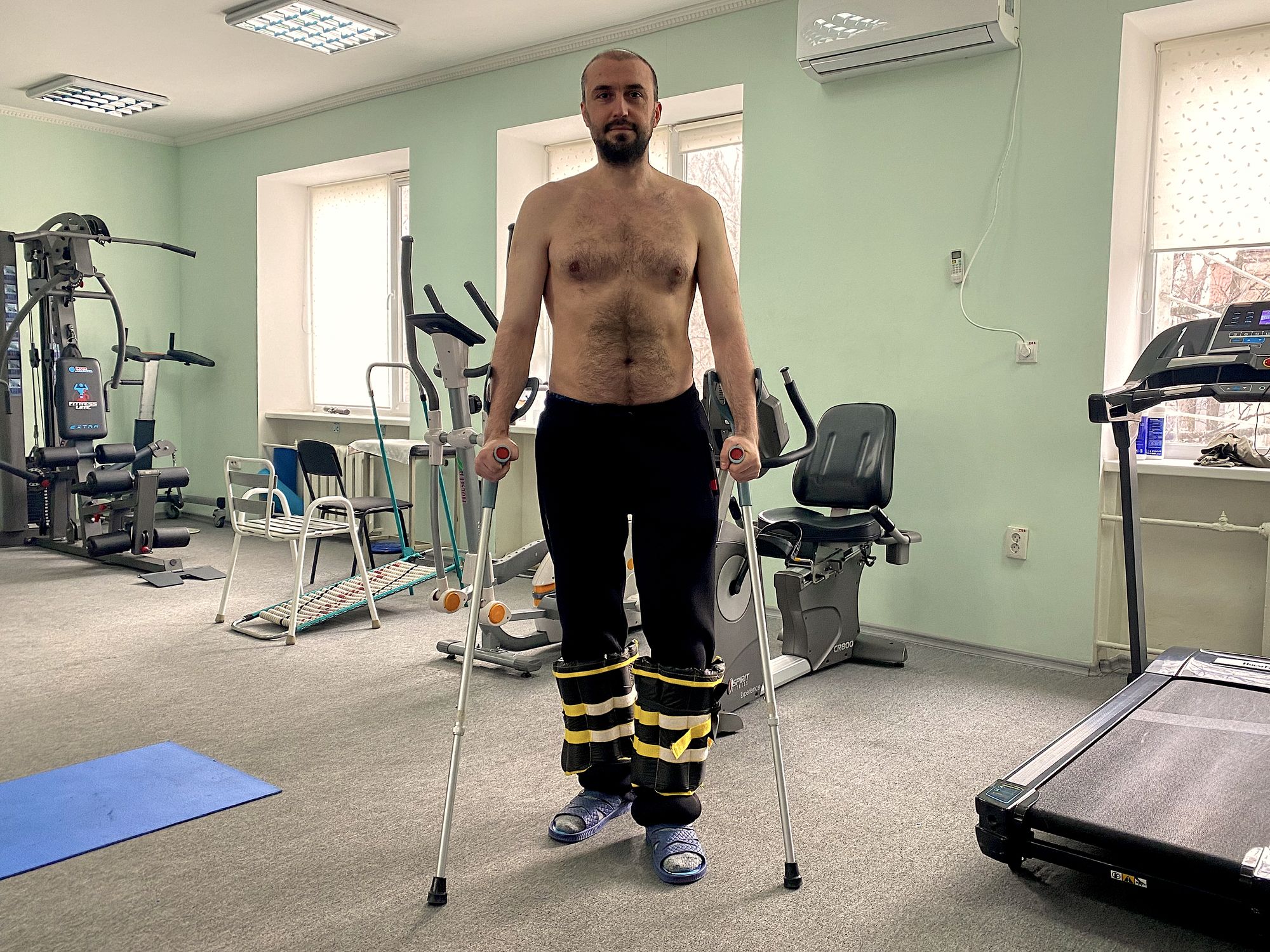 Wounded soldiers fight for recovery in Zaporizhzhia rehabilitation center