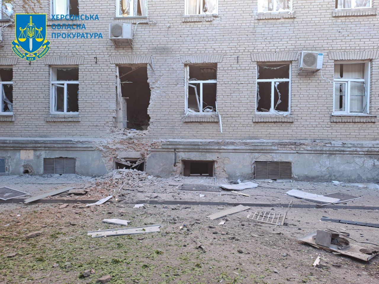 Authorities: Russian attacks on Kherson Oblast kill 1, injure 3